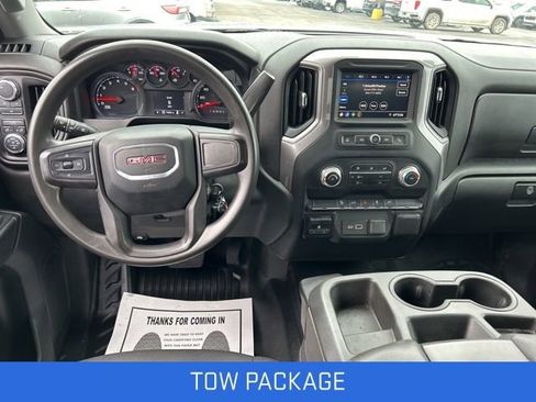 Certified 2022 GMC Sierra 2500 Pro w/ Convenience Package image 2
