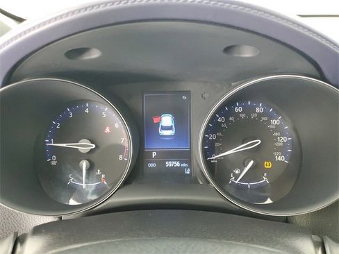 Used 2020 Toyota C-HR XLE image 24