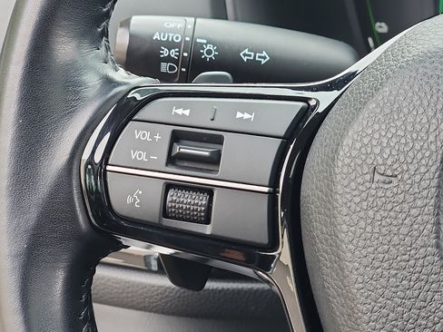 Used 2023 Honda Accord Touring image 21