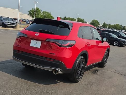 Certified 2026 Honda HR-V Sport image 9