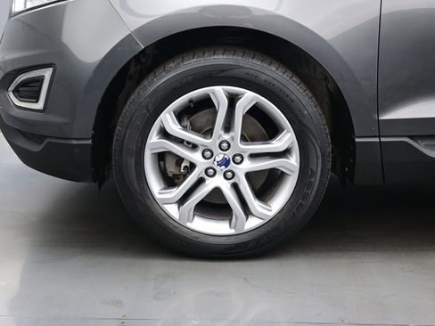 Used 2015 Ford Edge Titanium w/ Equipment Group 301A image 9