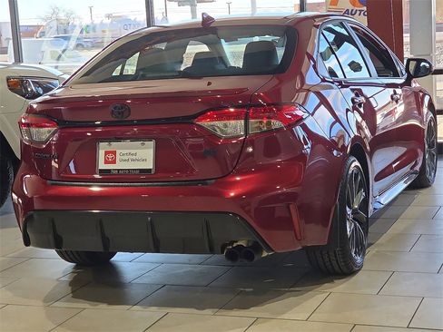 Certified 2025 Toyota Corolla SE image 5