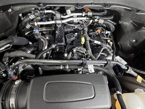 Certified 2023 Ford Explorer XLT w/ Equipment Group 202A image 29