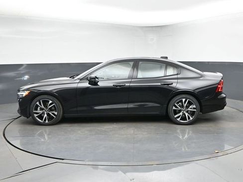 Used 2024 Volvo S60 B5 Plus w/ Climate Package AWD/4WD image 6