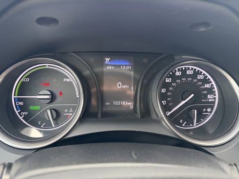 Used 2022 Toyota Camry SE image 14