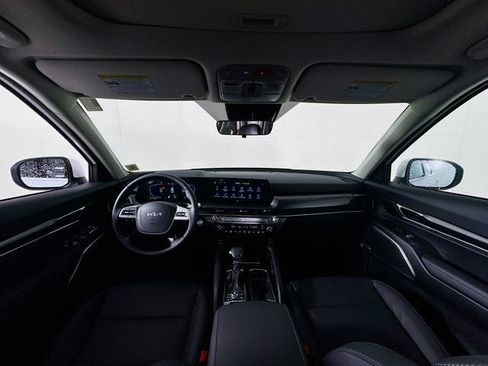 New 2025 Kia Telluride S image 31