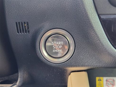 Used 2022 Lexus RX 350L FWD w/ Premium Package image 21