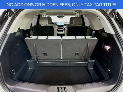 New 2025 Ford Explorer Active w/ Active Comfort Package image 26