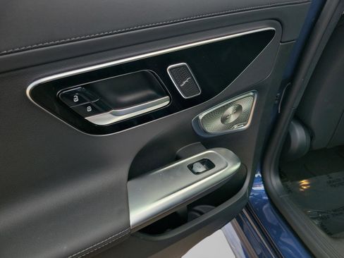 Certified 2025 Mercedes-Benz C 300 Sedan image 11