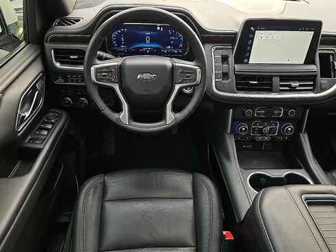 Used 2023 Chevrolet Tahoe Z71 w/ Luxury Package image 14