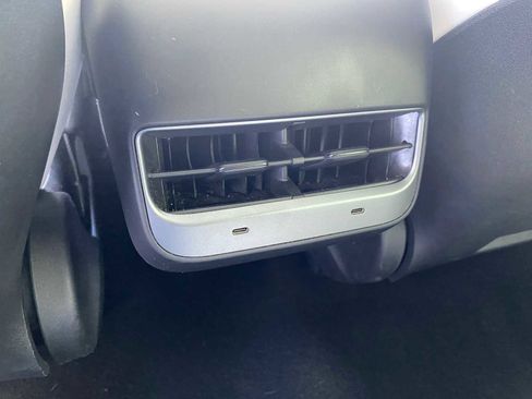 Used 2021 Tesla Model 3 Standard Range Plus image 43