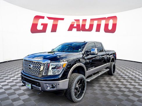 Used 2016 Nissan Titan Platinum Reserve image 3
