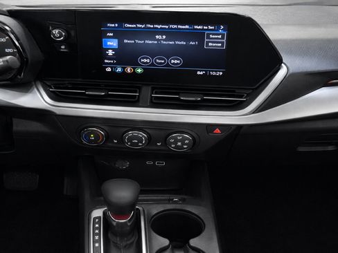 Used 2024 Chevrolet Trax RS w/ Driver Confidence Package FWD image 15