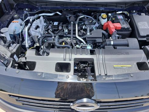 New 2026 Nissan Kicks SR w/ SR Premium Package FWD image 26