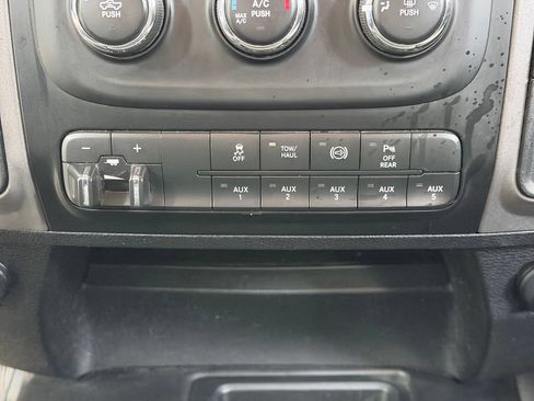 Used 2017 RAM 2500 Tradesman w/ Chrome Appearance Group AWD/4WD image 46