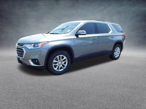 Used 2019 Chevrolet Traverse LT FWD image 7