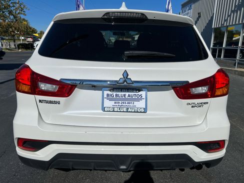 Used 2019 Mitsubishi Outlander Sport ES image 4