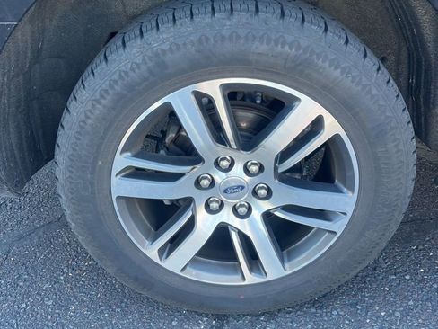 Used 2024 Ford Expedition Max Limited image 10