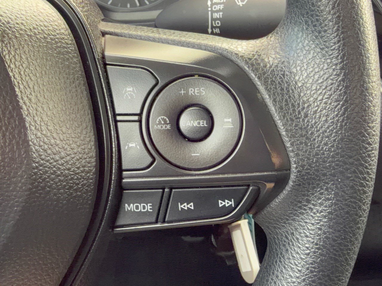 Used 2025 Toyota Corolla LE FWD image 19