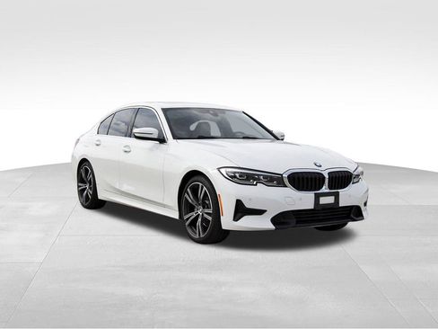 Used 2022 BMW 330i Sedan w/ Driving Assistance Package image 1
