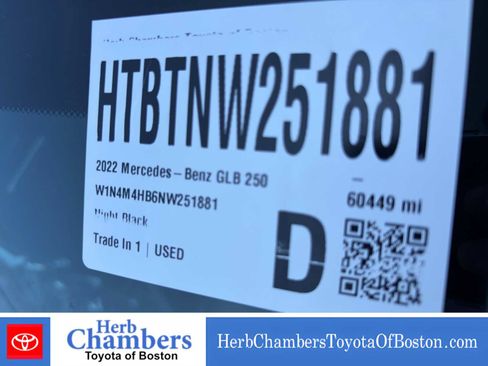 Used 2022 Mercedes-Benz GLB 250 4MATIC image 13