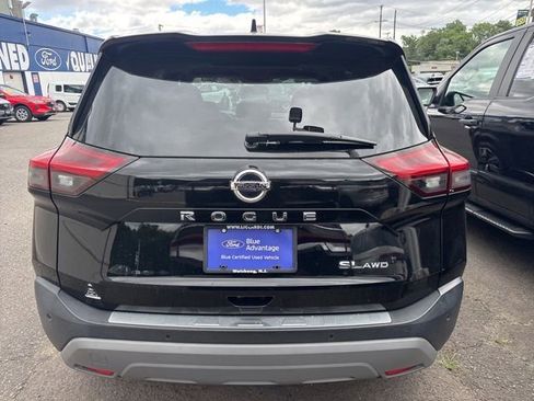 Used 2021 Nissan Rogue SL AWD/4WD image 9