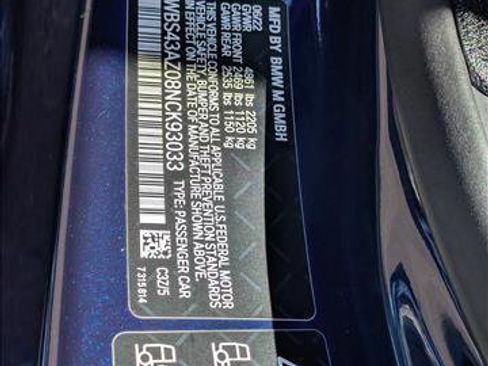 Used 2022 BMW M4 xDrive Competition w/ M Carbon Exterior Package image 27