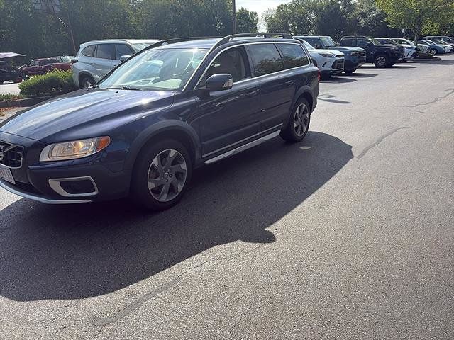 Used 2013 Volvo XC70 3.2 AWD/4WD image 2