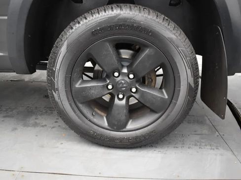 Used 2019 RAM 1500 Classic Warlock image 31