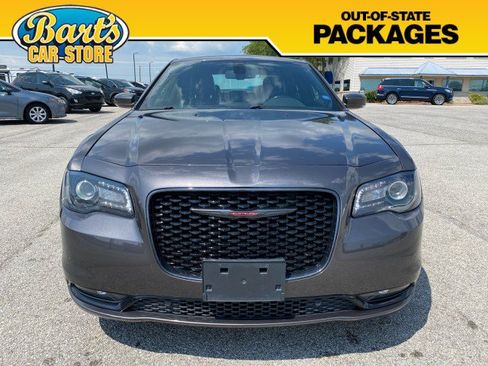 Used 2021 Chrysler 300 S RWD image 2
