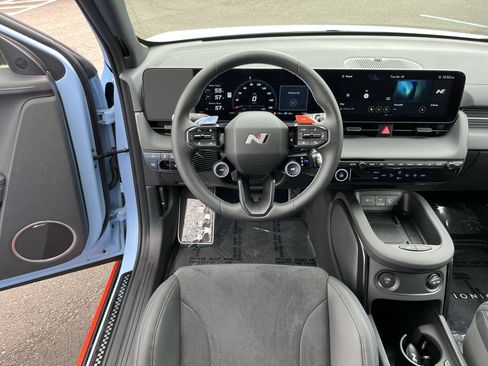 Used 2025 Hyundai Ioniq 5 N AWD/4WD image 12