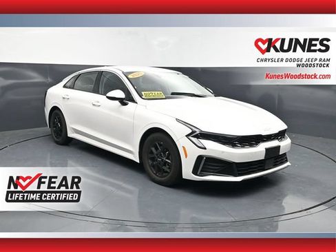 Used 2025 Kia K5 LXS FWD image 1