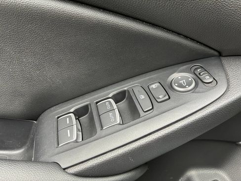 Used 2022 Honda Accord Sport image 12