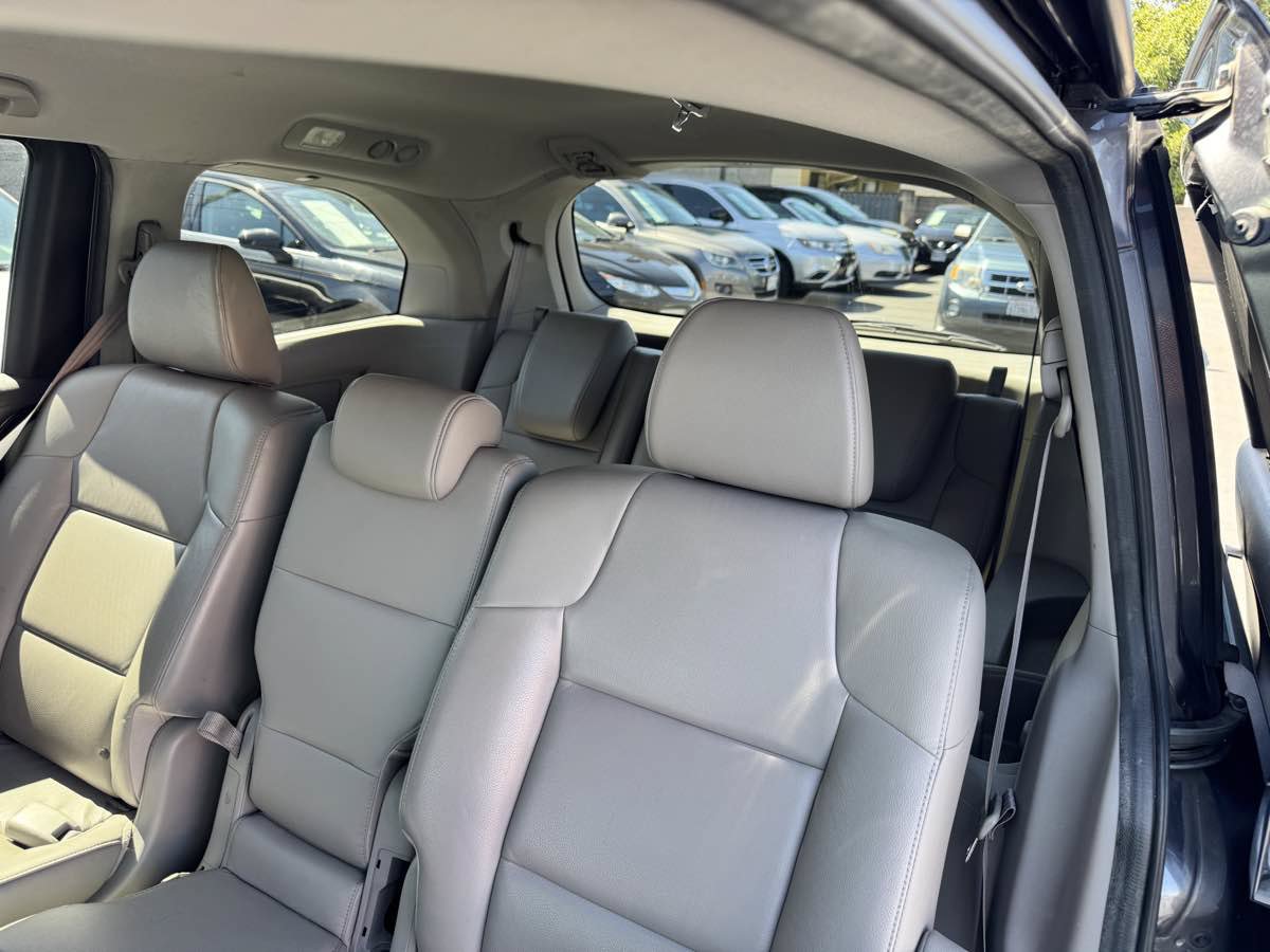 Used 2014 Honda Odyssey EX-L image 34