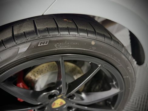 Used 2024 Porsche 718 Boxster S image 19