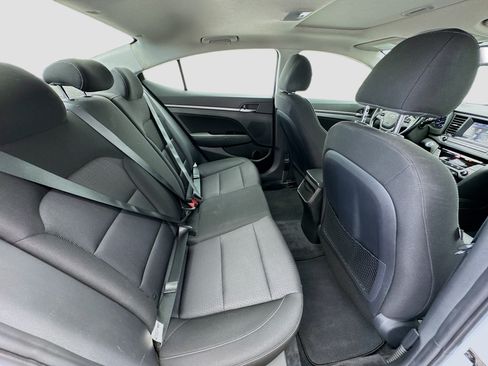 Used 2018 Hyundai Elantra Value Edition FWD image 18