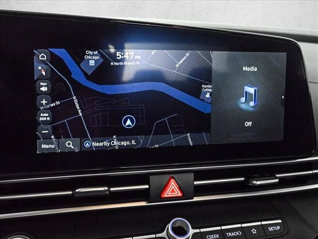 Used 2023 Hyundai Elantra SEL w/ Convenience Package FWD image 13