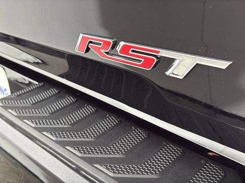 Used 2024 Chevrolet Silverado EV RST AWD/4WD image 37