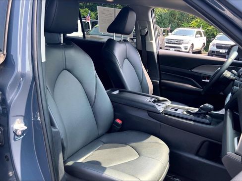Used 2024 Toyota Grand Highlander AWD image 7
