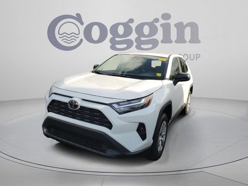 Used 2025 Toyota RAV4 LE FWD image 1