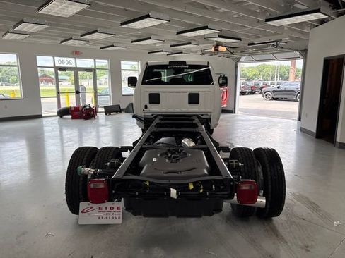 New 2026 RAM 5500 Tradesman w/ Chrome Appearance Group AWD/4WD image 7
