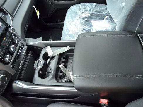 New 2025 RAM 1500 Big Horn image 23