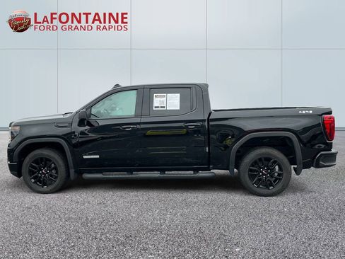 Used 2023 GMC Sierra 1500 Elevation image 4