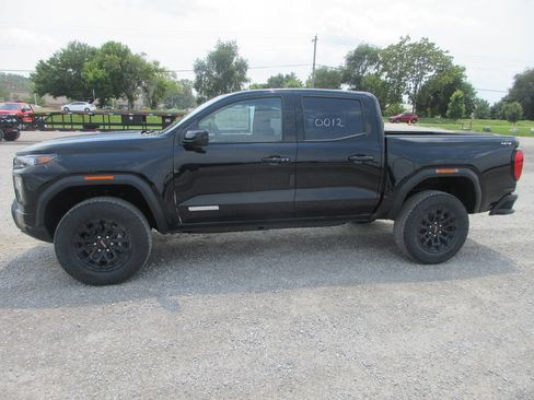 New 2026 GMC Canyon Elevation w/ Convenience Package AWD/4WD image 9