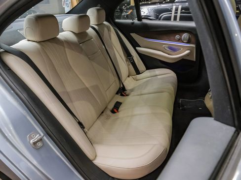 Used 2017 Mercedes-Benz E 300 image 34