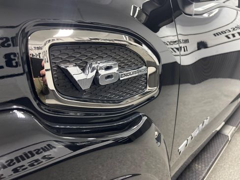 Used 2017 Nissan Titan Platinum Reserve image 9