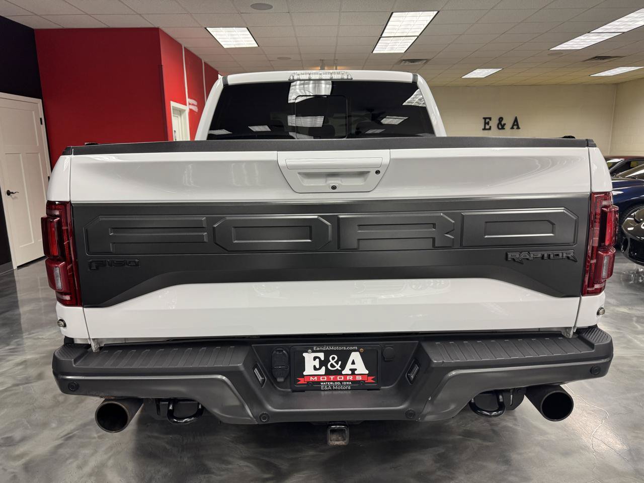 Used 2017 Ford F150 Raptor w/ Equipment Group 802A Luxury AWD/4WD image 11