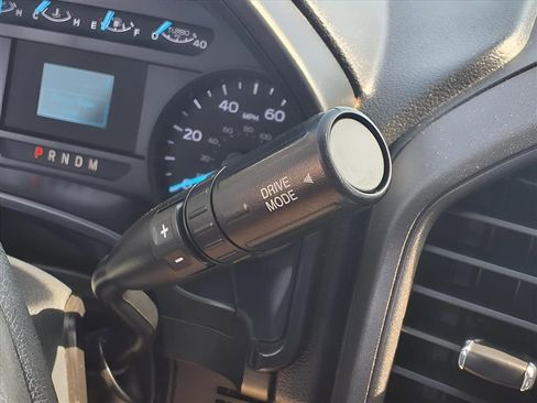 Used 2022 Ford F250 XL w/ Power Equipment Group AWD/4WD image 12