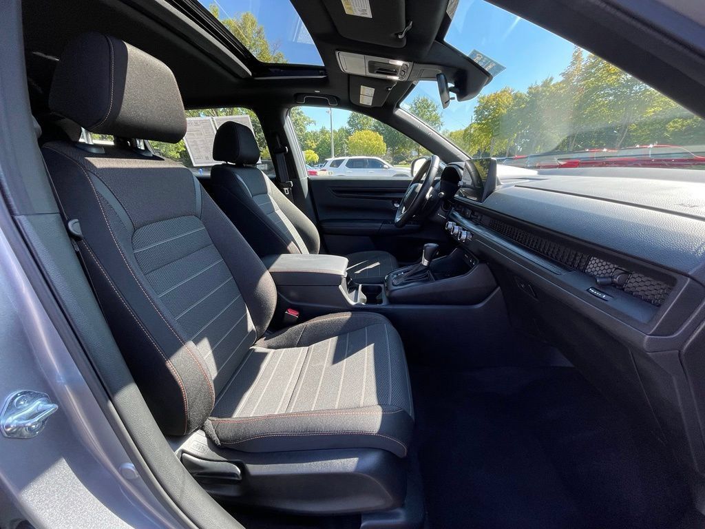 Certified 2026 Honda CR-V Sport image 32