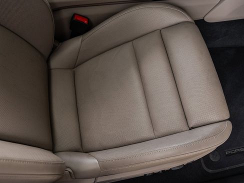 Certified 2023 Porsche Taycan image 44